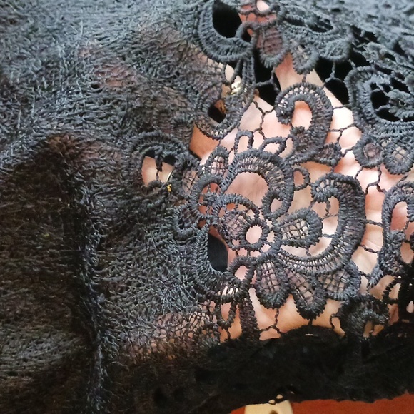 Womans Blouse Top M. Black Dressy - Picture 3 of 7